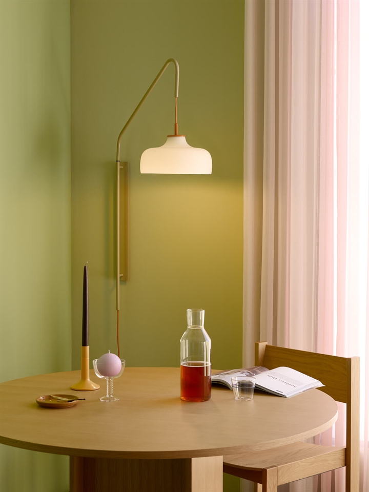 Current Wandleuchte, Sand