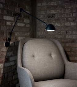 AQ01 Wandleuchte, schwarz