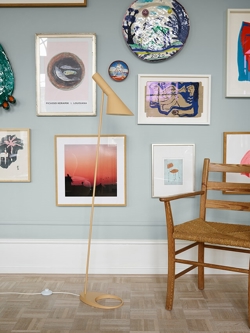 AJ Stehleuchte, Sand