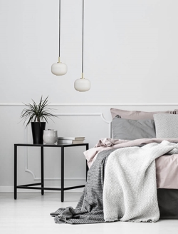 Cuscion klein mit Top in Messing