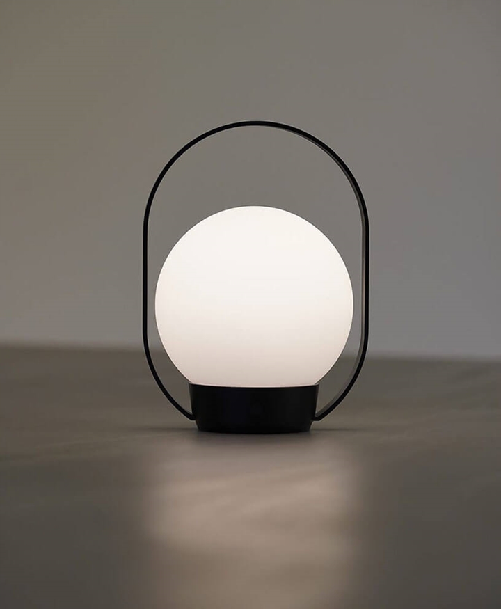 Palla T1 Batterielampe / Tischlampe, matt schwarz