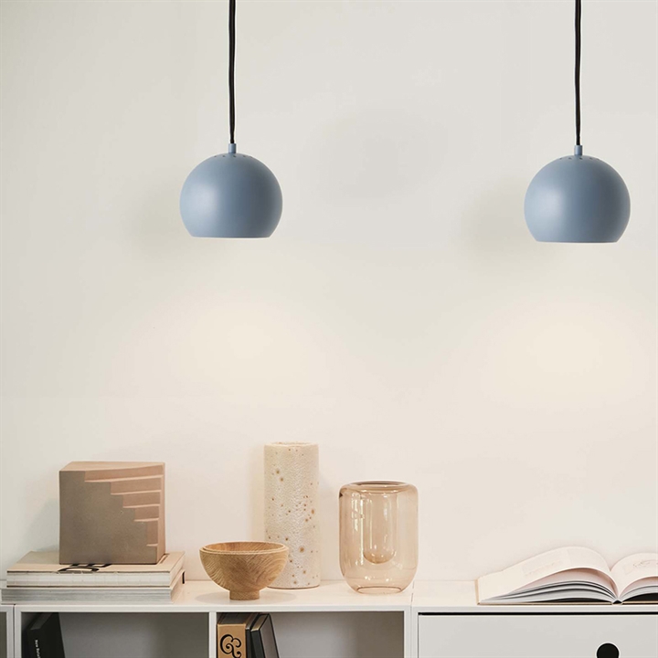 Ball Pendel Ø18, matt Citadel Blue