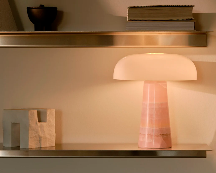 Einrichten mit Glossy Tischlampe von Dftp