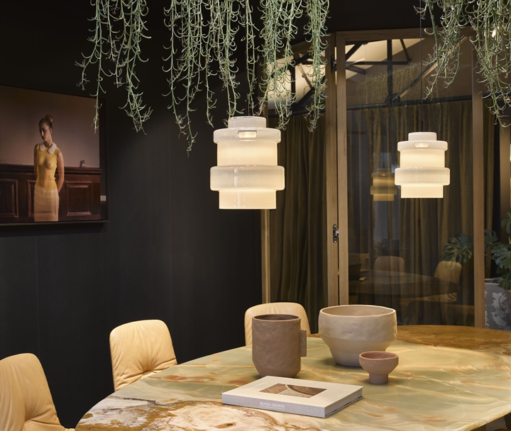 Axle Pendelleuchte Glasschirm groß, opal white