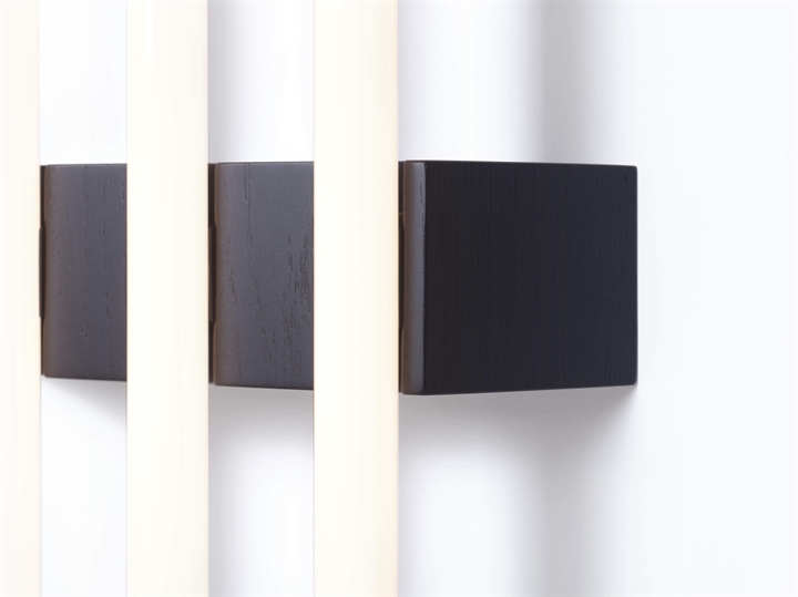 Minimism Triple Wandleuchte, Eiche schwarz