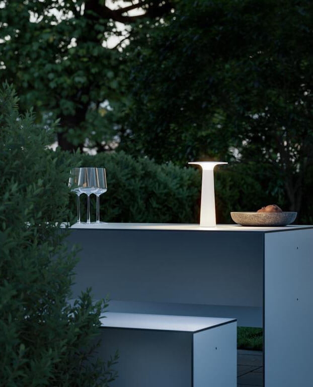 Lix Akku-/Tischleuchte, pearl white