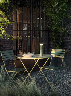 Lix Akku-/Tischleuchte, sage