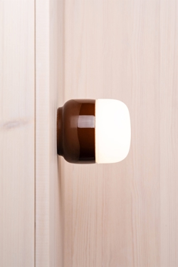 Ohm 100/110 Deckenleuchte / Wandleuchte, braun/matt opal