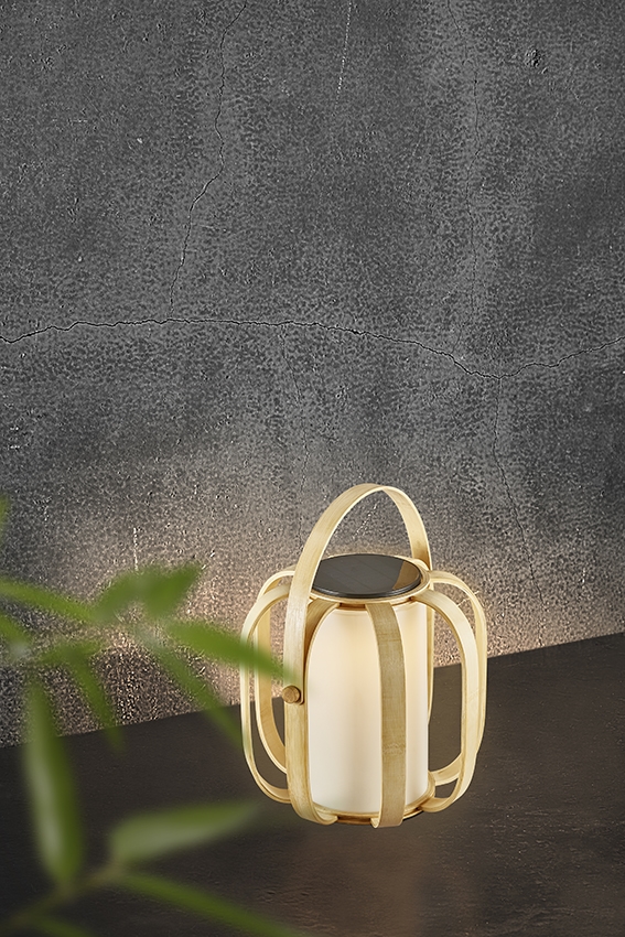 Bob Solar LED-Solarleuchte für den Außenbereich, Bambus