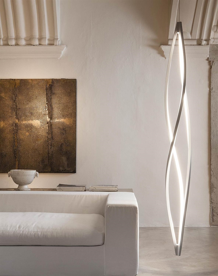 In the wind vertical Pendelleuchte, weiß