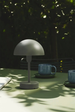 Ellen To-Go Akku-/Tischlampe, olivgrün