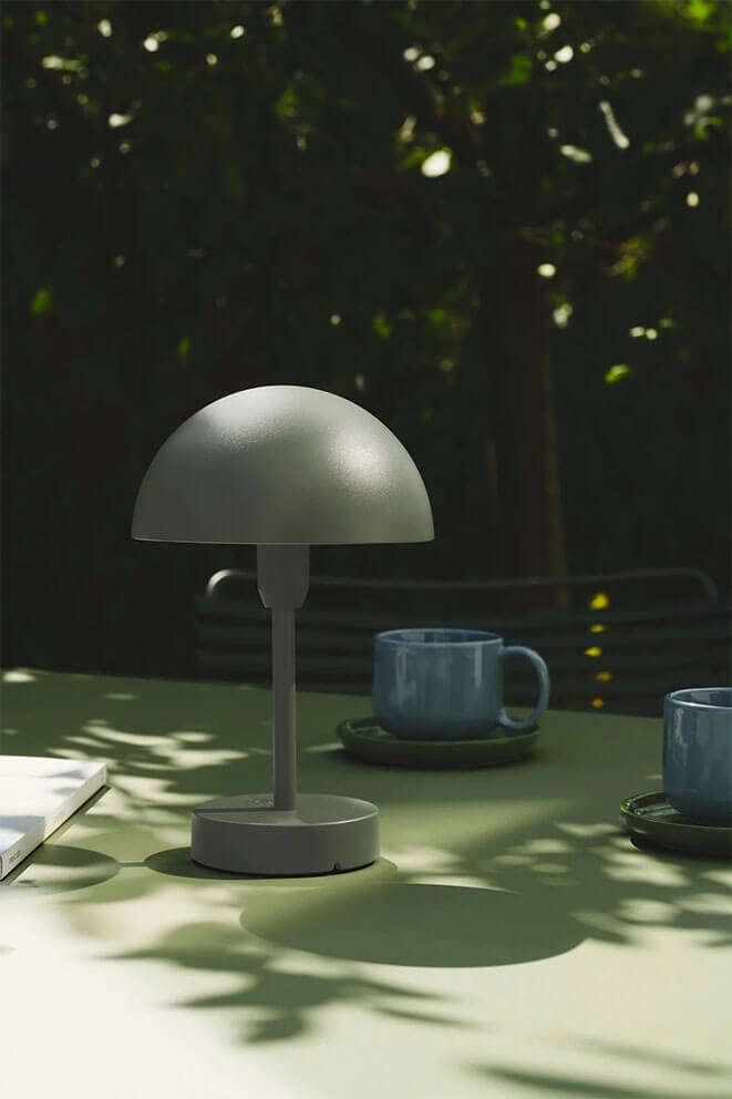 Ellen To-Go Akku-/Tischlampe, Olivgrün