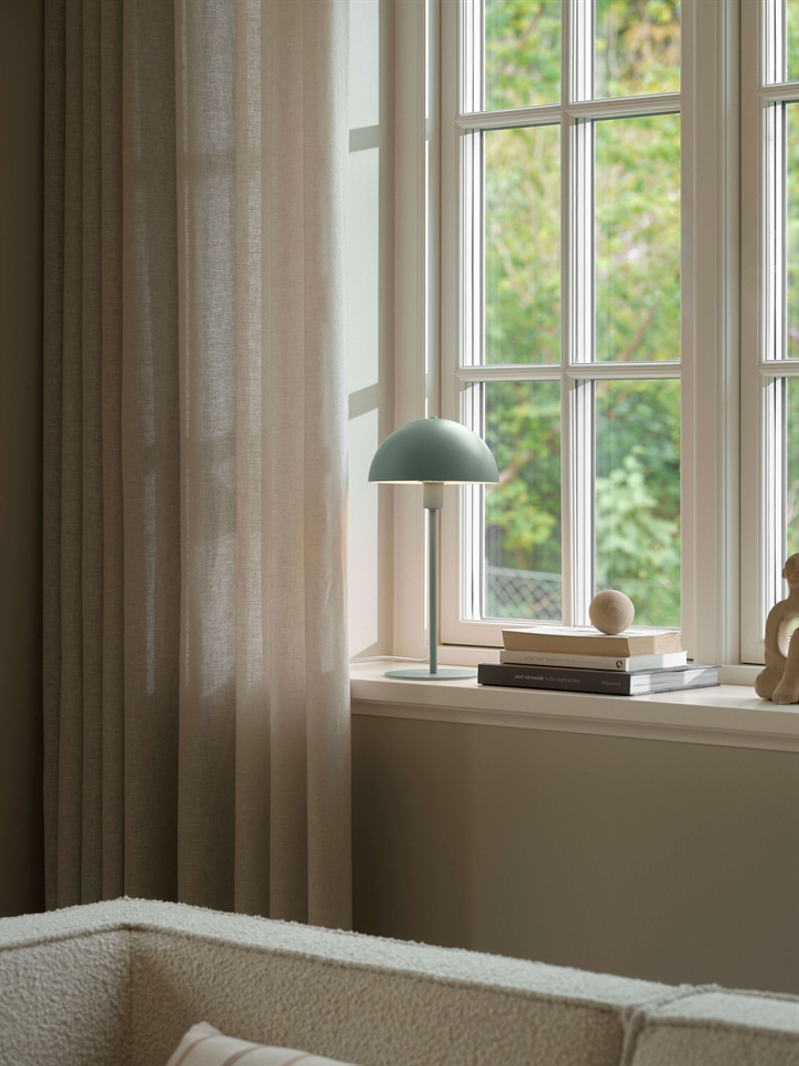 Ellen 20 Tischlampe, staubgrün