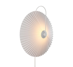 Nadia Wandleuchte, weiß