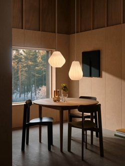 Maluca und Sallino Pendelleuchten aus weißem Opalglas