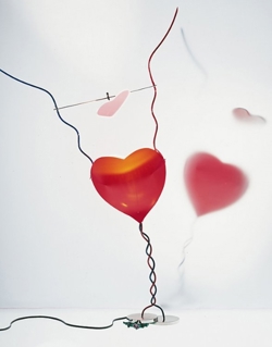 Ingo Maurer One From The Heart Tischlampe