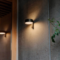 Plaff-on A16 Außenwandleuchte, schwarz