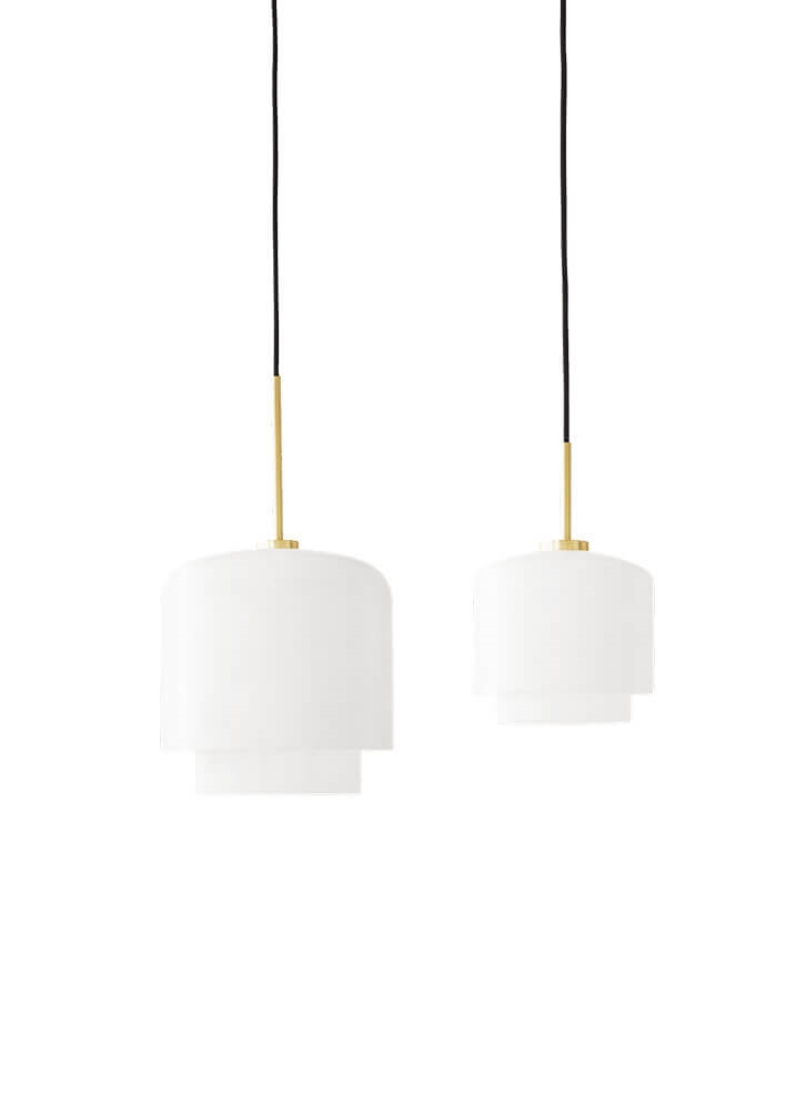 Megumi Pendelleuchten Ø18 und Ø28, Messing/Opal