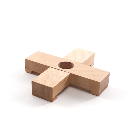 Holzsockel für die Linea-Lampe von Seletti