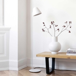 Tilt S Stehleuchte, weiß