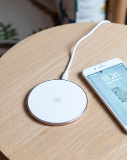 Unifier Qi kabelloses Ladegerät, weiß/roségold