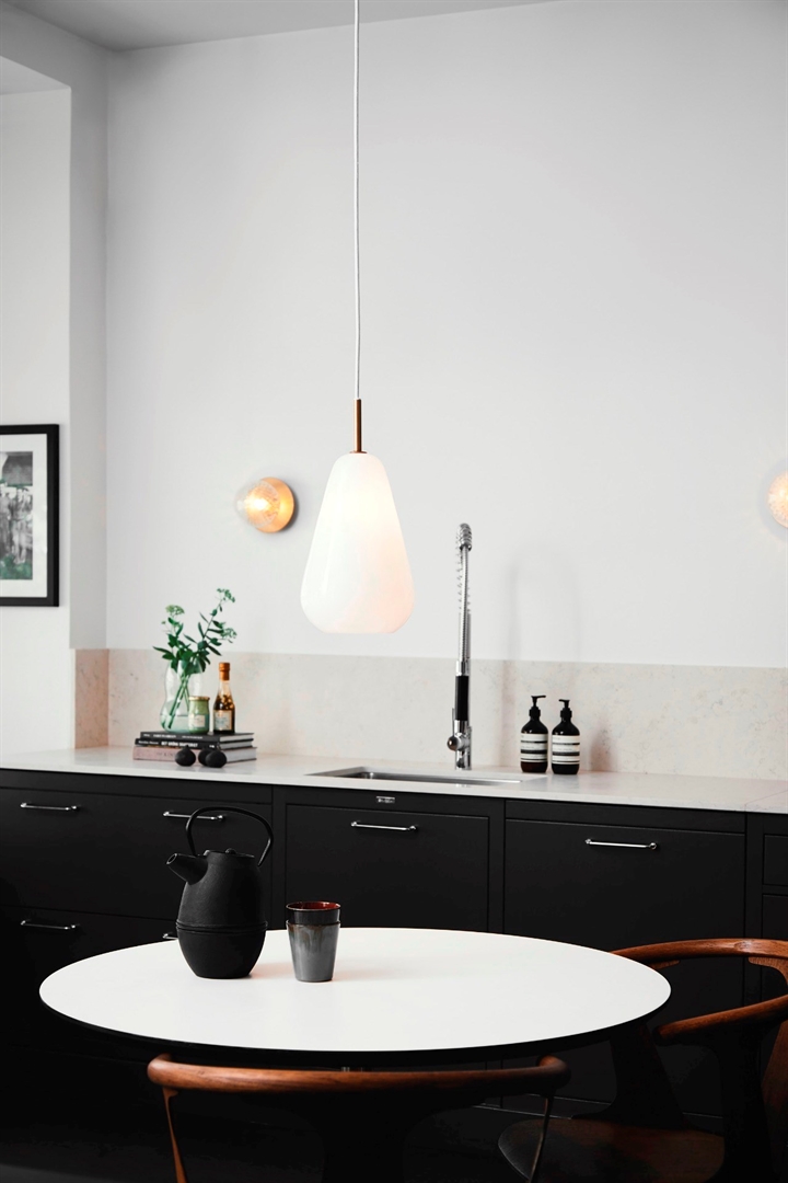 Anoli 1 Pendelleuchte Medium, Nordic Gold/Opal