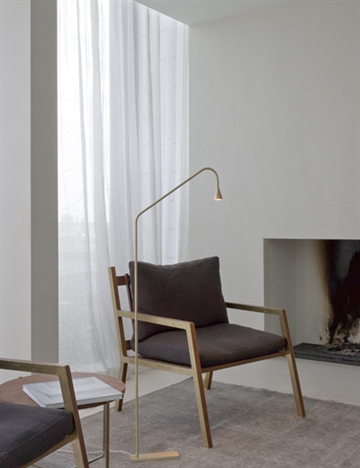 Trizo21 Austere F Stehlampe