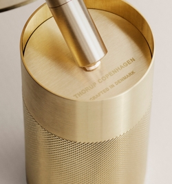 Thorup Copenhagen Patrone Deckenschiene Spot, massiv Messing, 120 mm