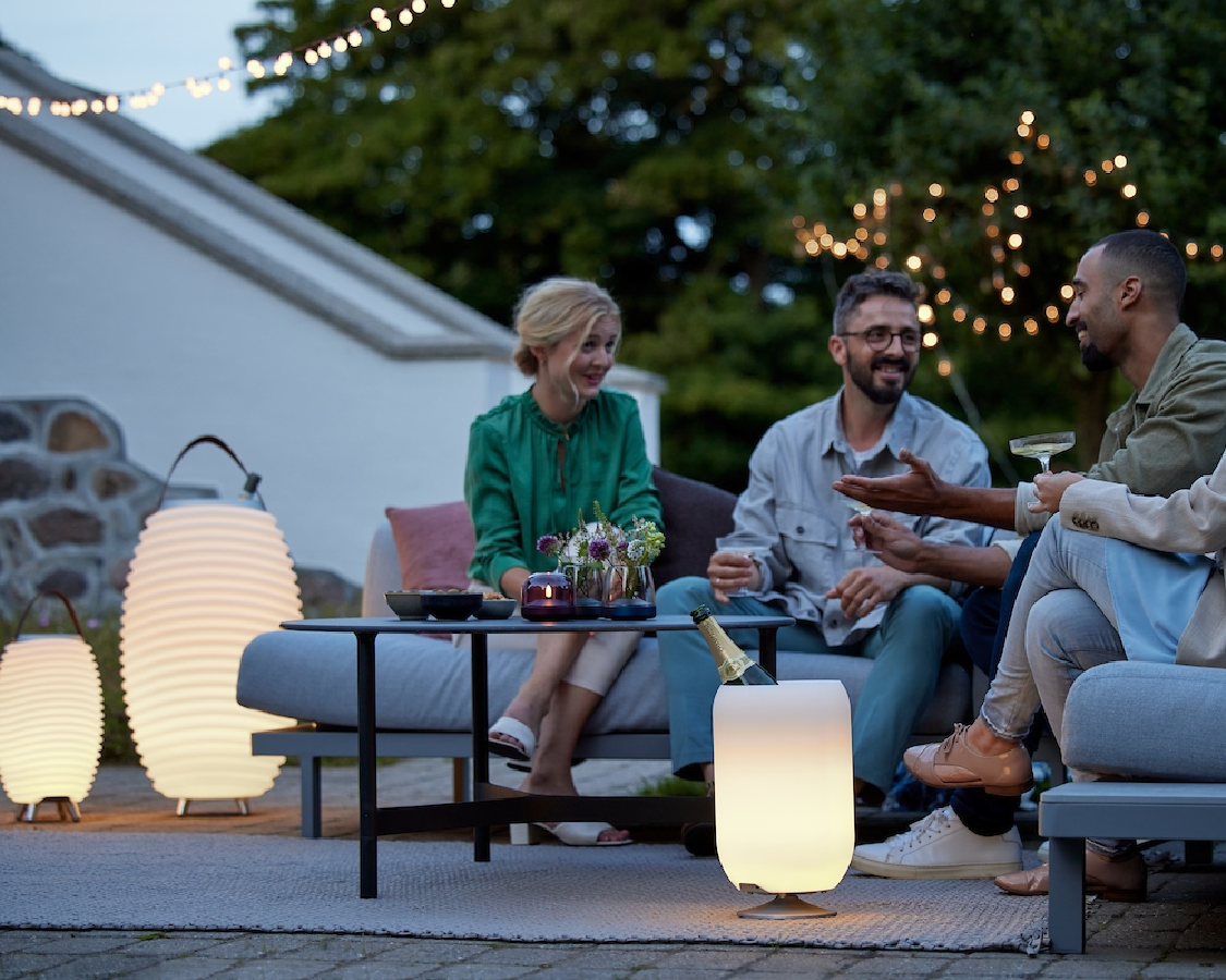 Schaffen Sie Gemütlichkeit auf dem Balkon mit Licht - Finden Sie sie bei Lamper-shop.de