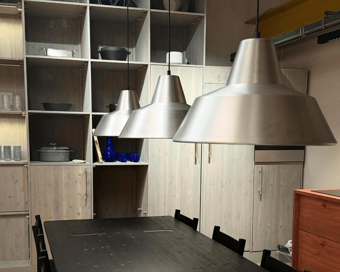 Entdecken Sie das wunderbare Lampenuniversum von Made by Hand | Einrichten mit dänischem Design von Made by Hand | Lamper-shop.de | Erleben Sie Außenbeleuchtung bei Suz.Lumholt | Lamper-shop.de