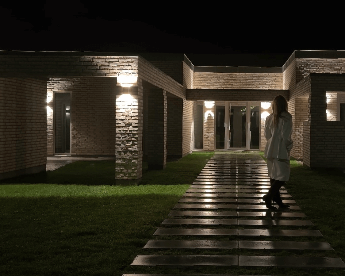 Fold Außenwandleuchte von Nordlux | Erleben Sie Außenbeleuchtung bei Suz.Lumholt zu Hause | Lamper-shop.de