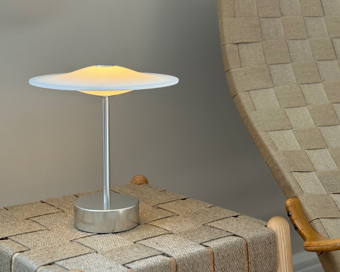 Sinus Portable hos @copenhagen_home | Shop alle farver hos Lamper.dk