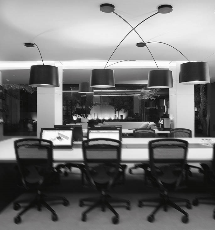 Twiggy Soffitto Deckenleuchte, schwarz