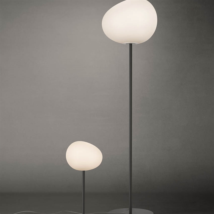 Gregg grande Stehlampe, grau/weiß