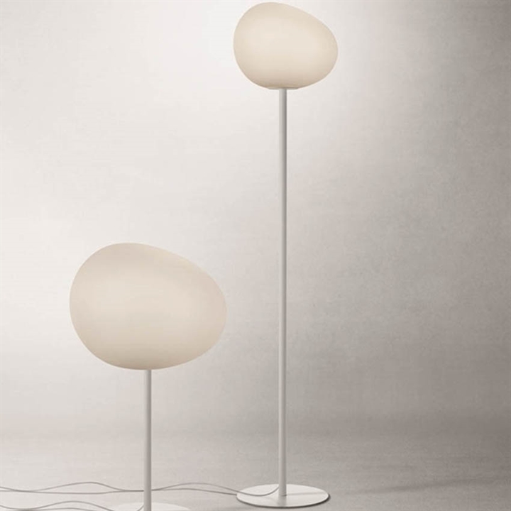 Gregg media Stehleuchte, weiß/weiß