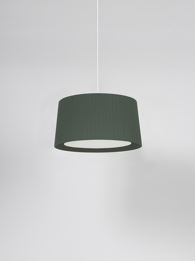 GT6 Pendelleuchte Ø45, grün mit weißer Aufhängung