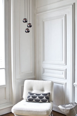 Here Comes The Sun Mini Pendelleuchte, schwarz/kupfer