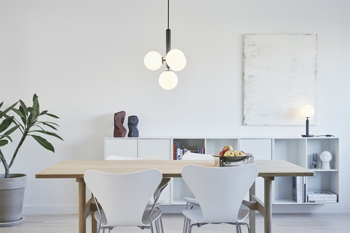 Miira 4 Pendelleuchte, grau/opal