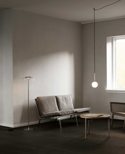 Miira 1 Pendelleuchte, Messing/Opal