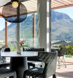 Non Random D71 Pendelleuchte, schwarz